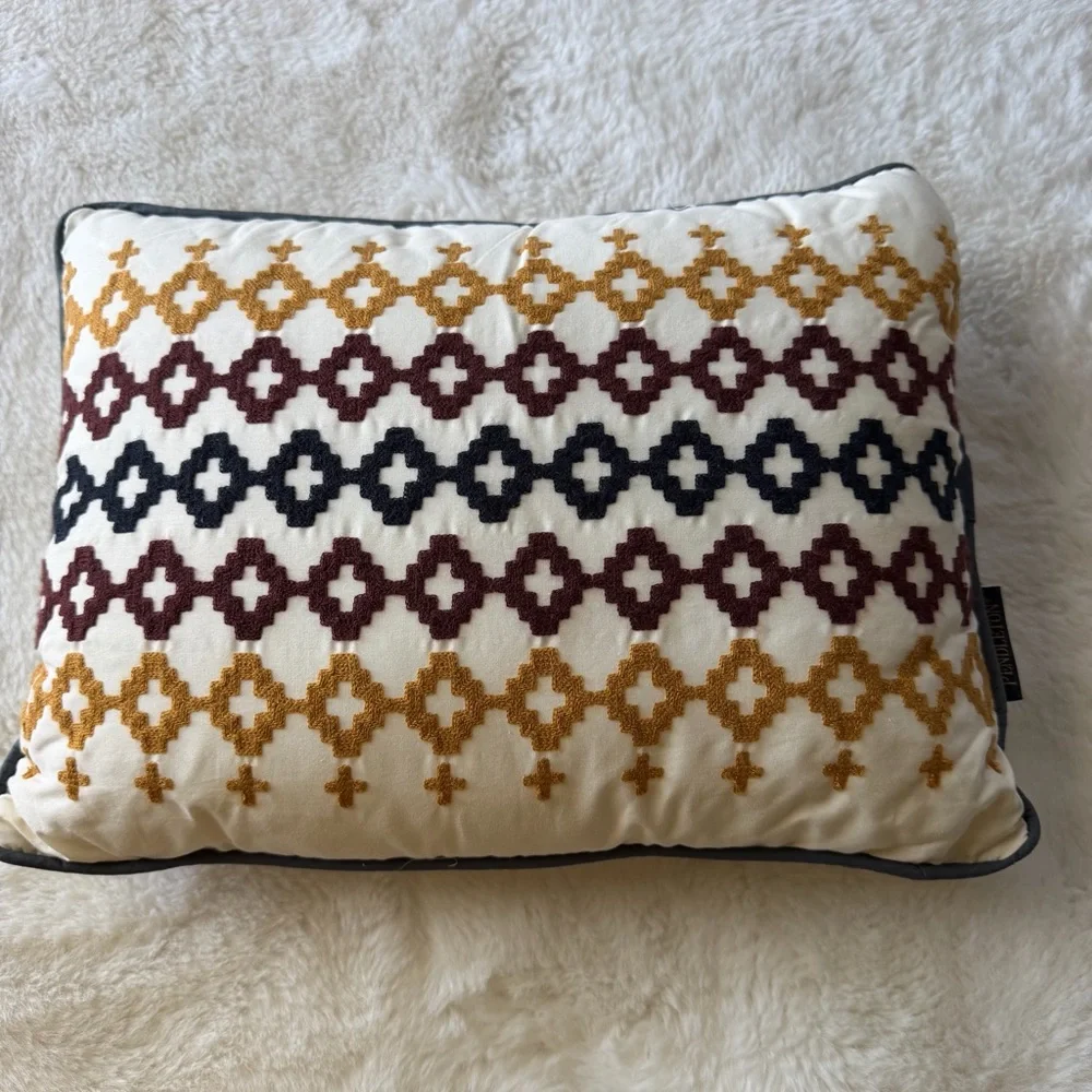 New Pendleton Cotton Lumbar Pillow 16”x12” Embroidered Geometric Southwestern